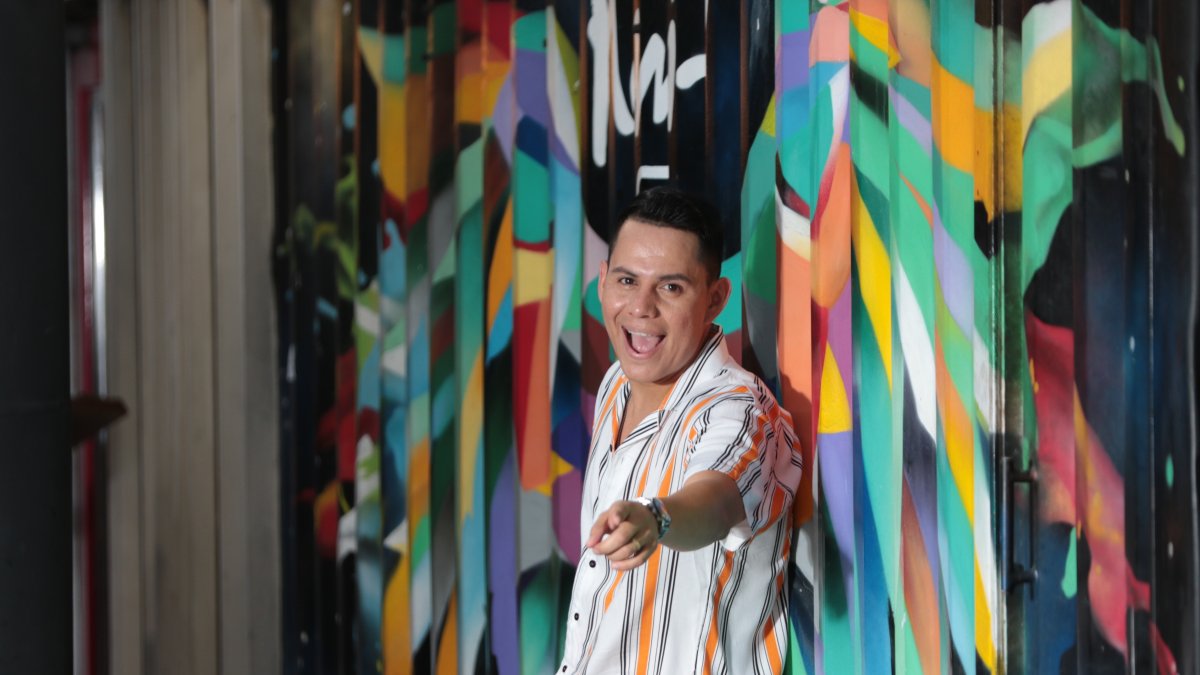 Tiene 15 años de carrera musical.