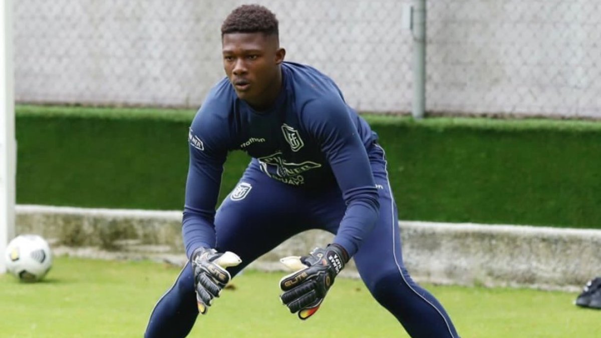 Gilmar Napa, golero de la Tricolor sub-20, ha sido titular y figura en los tres partidos del Sudamericano en Colombia.