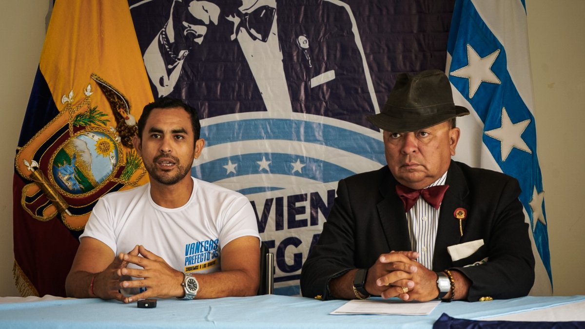 Héctor Vanegas anunció las acciones legales en una rueda de prensa donde explicó el altercado.