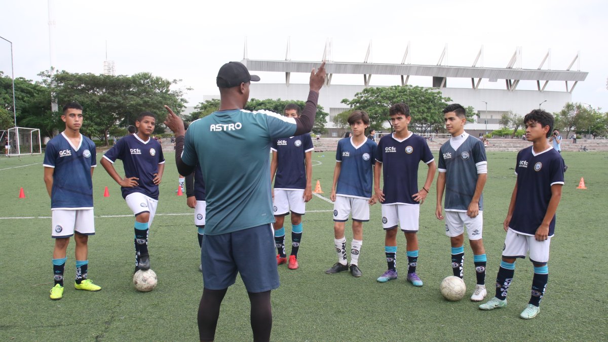 Niños y jóvenes forman parte de las categorías formativas de Guayaquil City, club que se destaca por la proyección de sus jugadores.