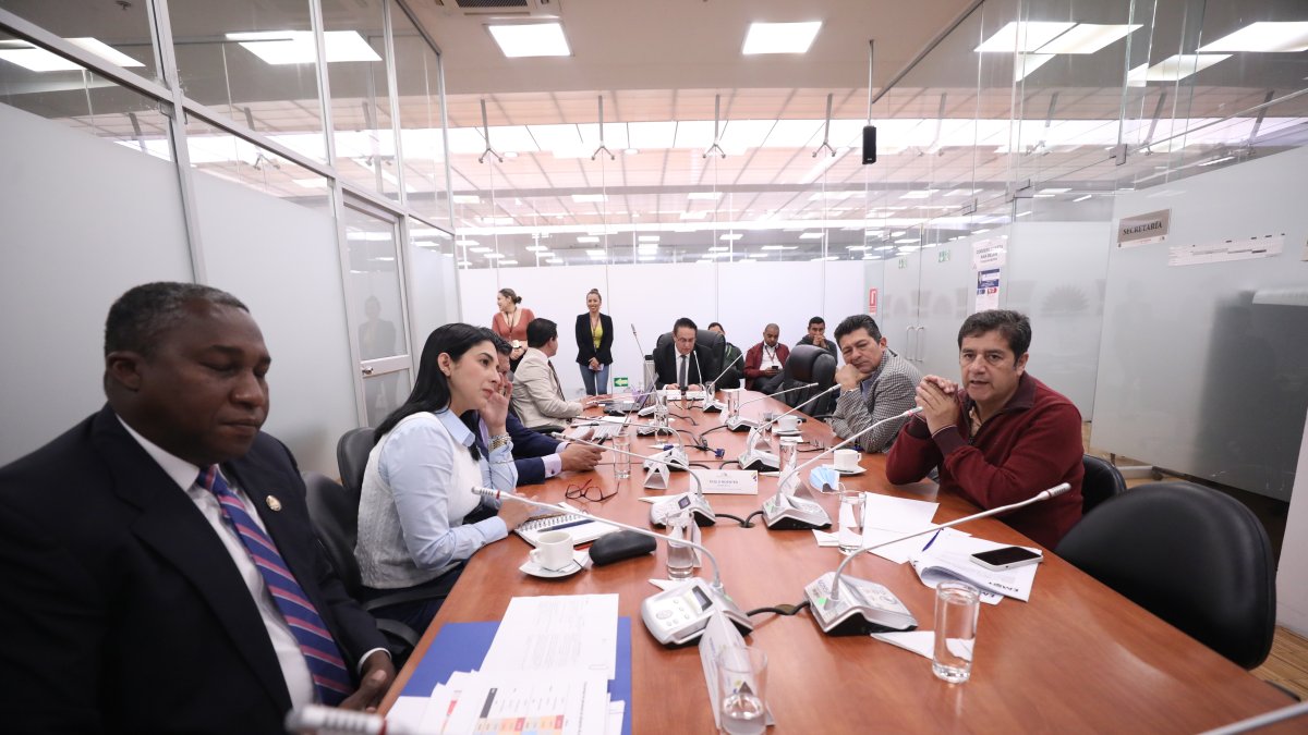 La mesa legislativa tramita el control político por el Caso Bernal y las protestas de junio de 2022.