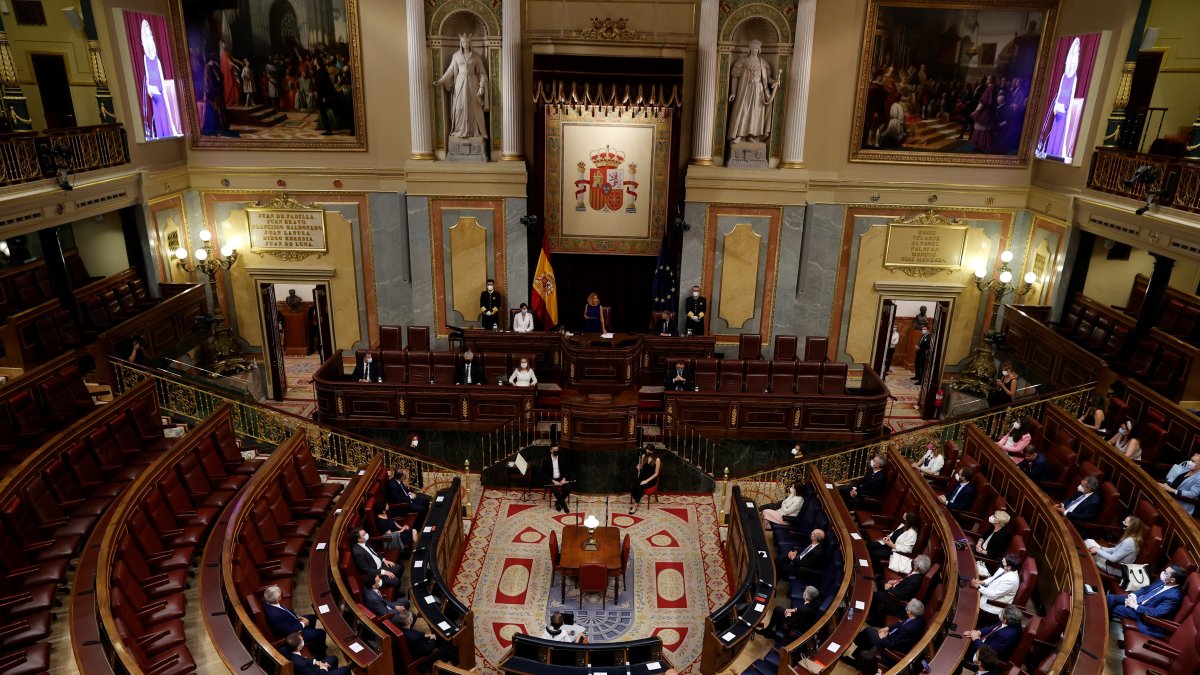 Vista general durante el acto solemne por el Día de las Víctimas del Terrorismo celebrado este domingo en el Congreso de los Diputados. EFE/J.J. Guillén