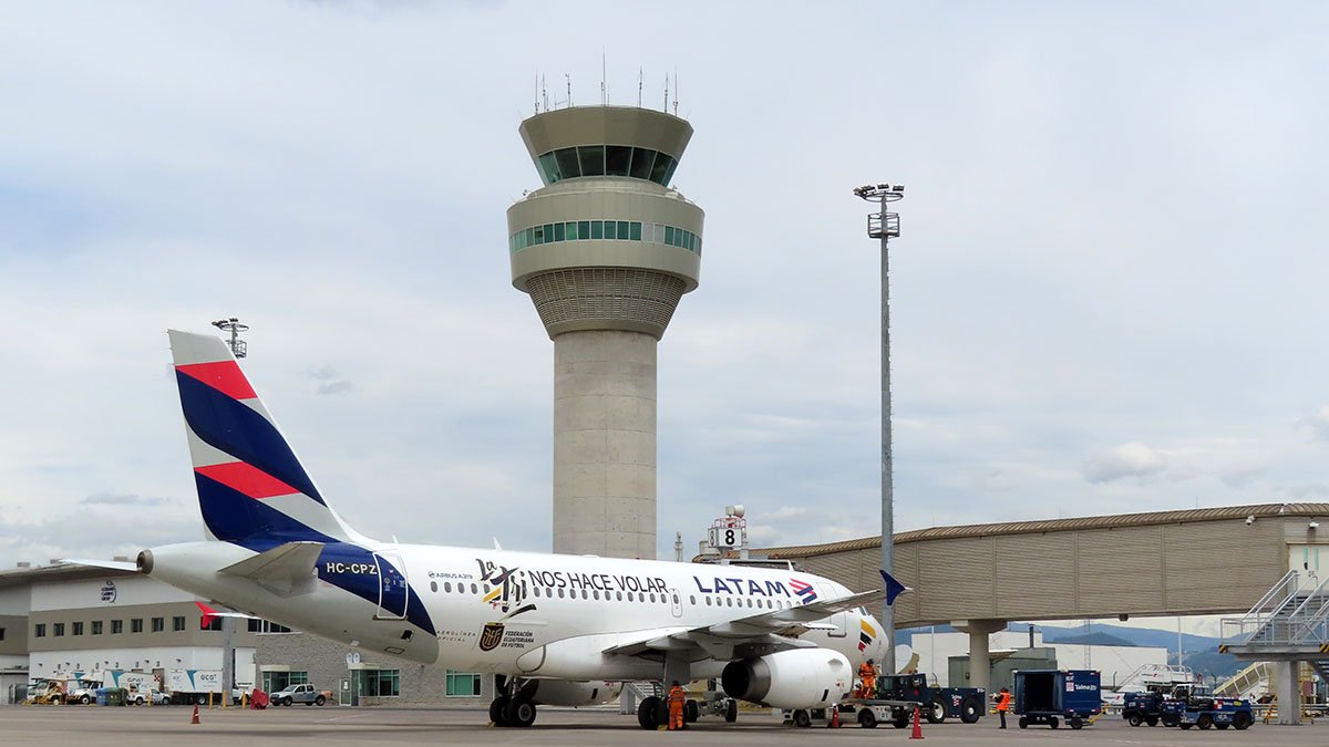 La compañía conecta a Ecuador con cuatro destinos internacionales.