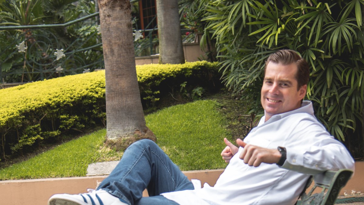 Leonardo dice que antes de ser inscrito en el Registro Civil, cuando nació, su papá lo hizo socio del Barcelona.