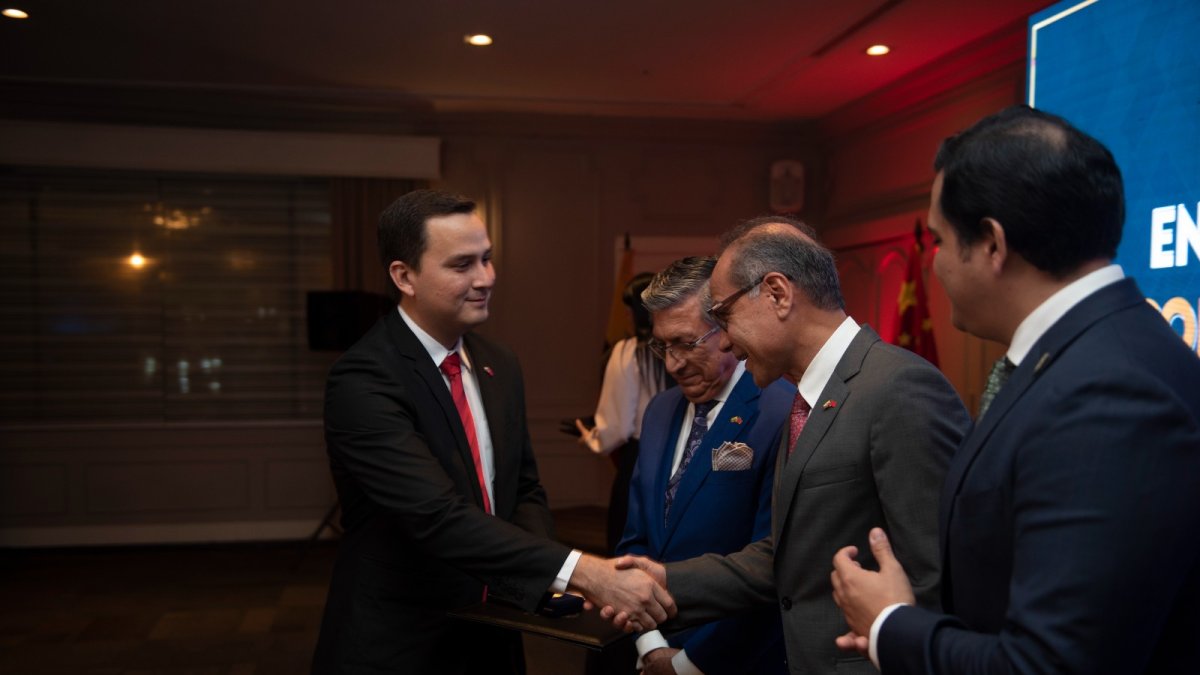 El presidente reelecto de la Cámara de Comercio Ecuatoriana-China.