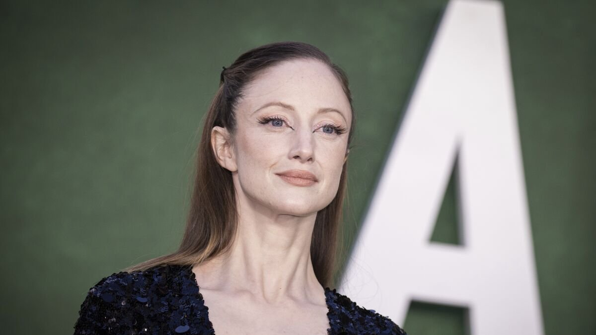 Andrea Riseborough ha logrado que Hollywood cambie para siempre. Al apostar por nominar a talentos cuyos trabajos no han tenido buena receptividad en las salas de cine.