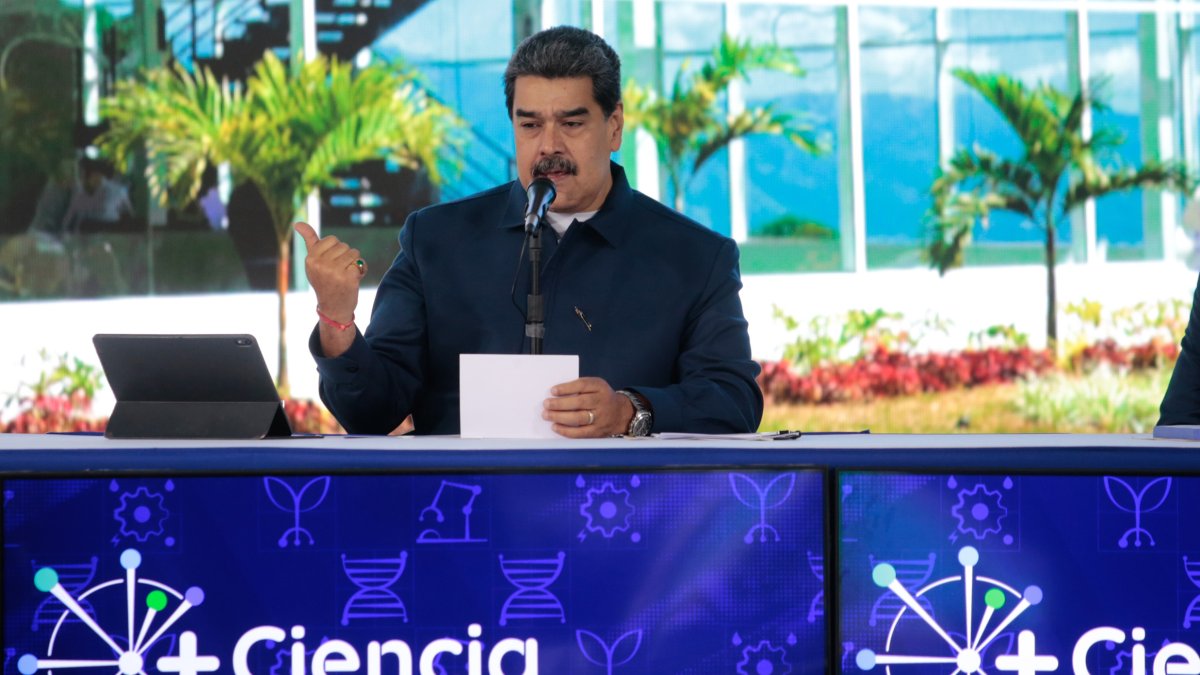 El presidente de Venezuela, Nicolás Maduro en la inauguración de parque científico y tecnológico en el estado de Miranda.