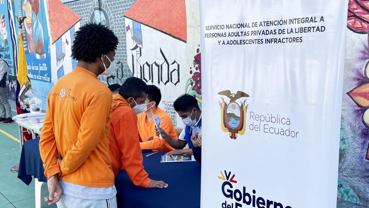 En Ecuador, los privados de libertad son el primer grupo poblacional que ejerce su derecho al voto dentro de los comicios.