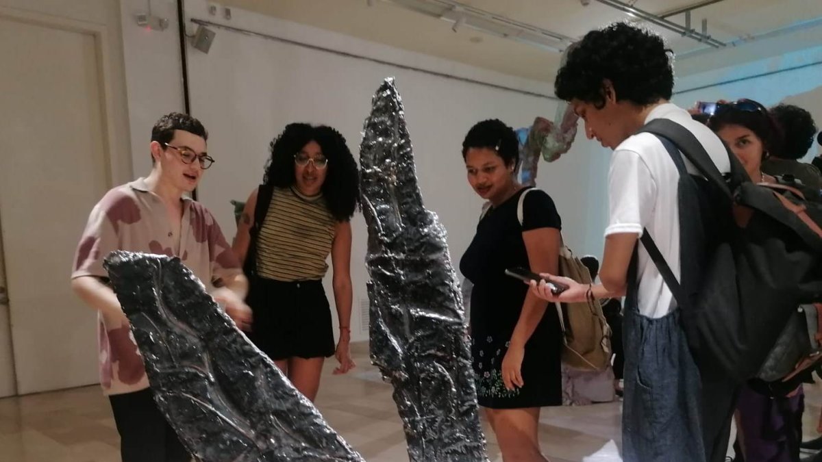 Desde las 11:00 de este sábado se recorrerá la propuesta expositiva Base Removed.