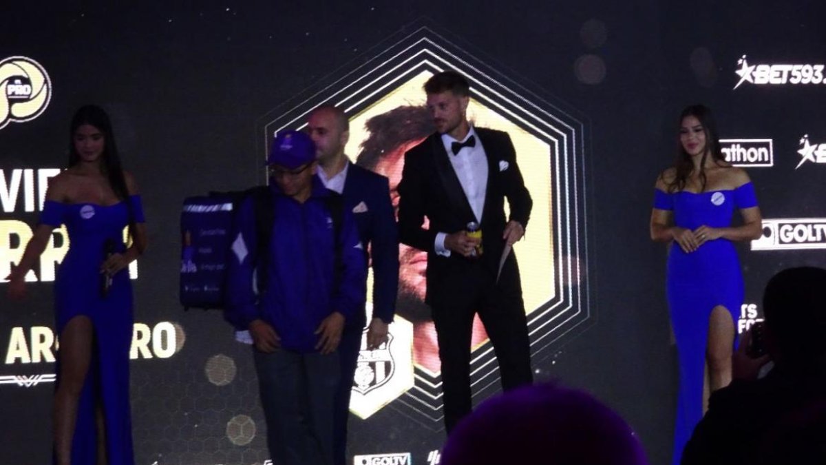 Fue en una gala cumplida la noche de este jueves 2 de febrero en Cuenca