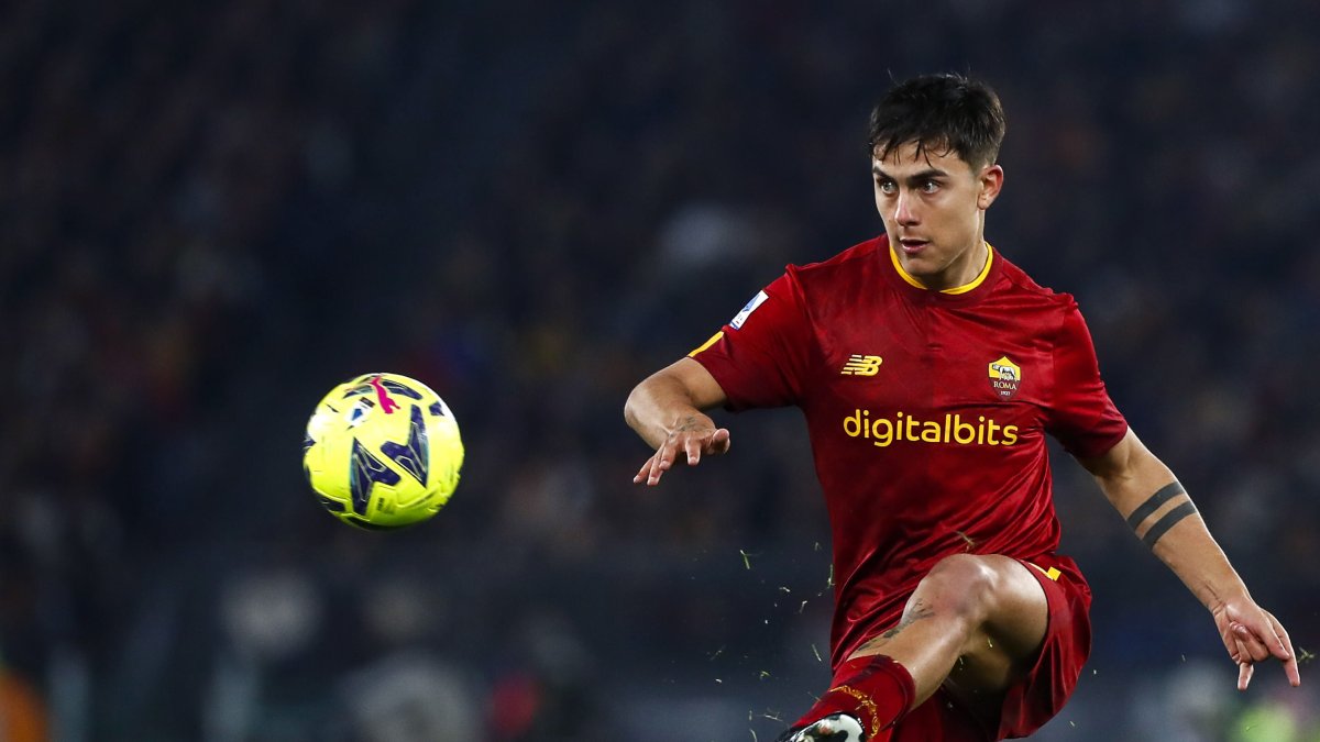 Paulo Dybala destacó en la victoria de la Roma.