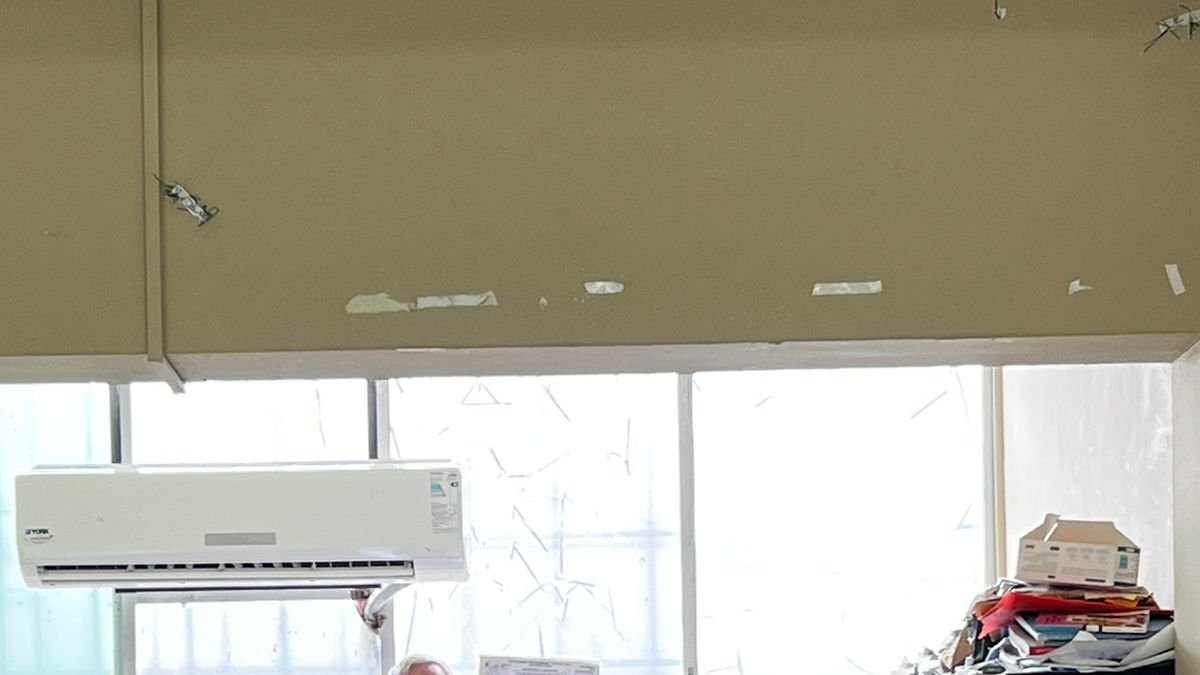 Jorge Triviño votó en un colegio del norte de Guayaquil.