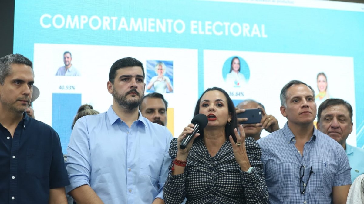 Marcela Aguiñaga, de Revolución Ciudadana, se perfila como la nueva prefecta del Guayas.