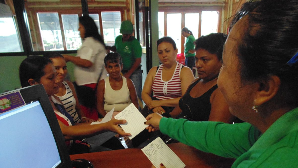 Desde 2001 arranca la experiencia de banca comuna.