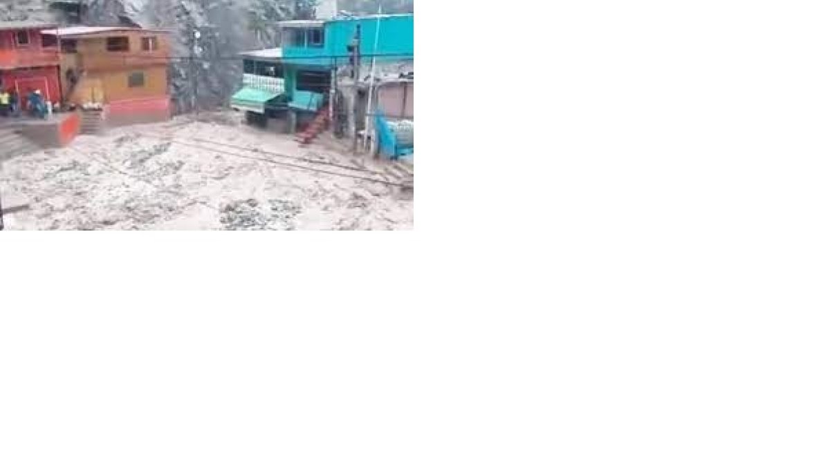 Según los datos policiales confirmados previamente a EFE, los agentes de la Policía Nacional de Perú (PNP) encontraron los cuerpos sin vida de nueve personas