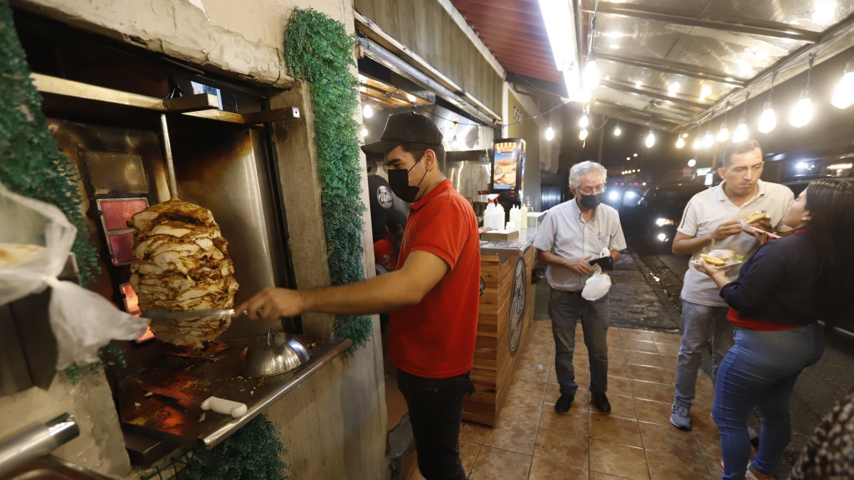 Restaurantes.- Algunos de los negocios de comida que hay en el sur de Guayaquil.