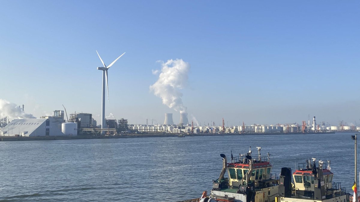 La comisaria europea de Asuntos Internos, Ylva Johansson, aseguró este martes, durante su visita al puerto de Amberes en Bélgica, que la mayor parte de la cocaína que llega a territorio europeo procede del puerto de Guayaquil en Ecuador.