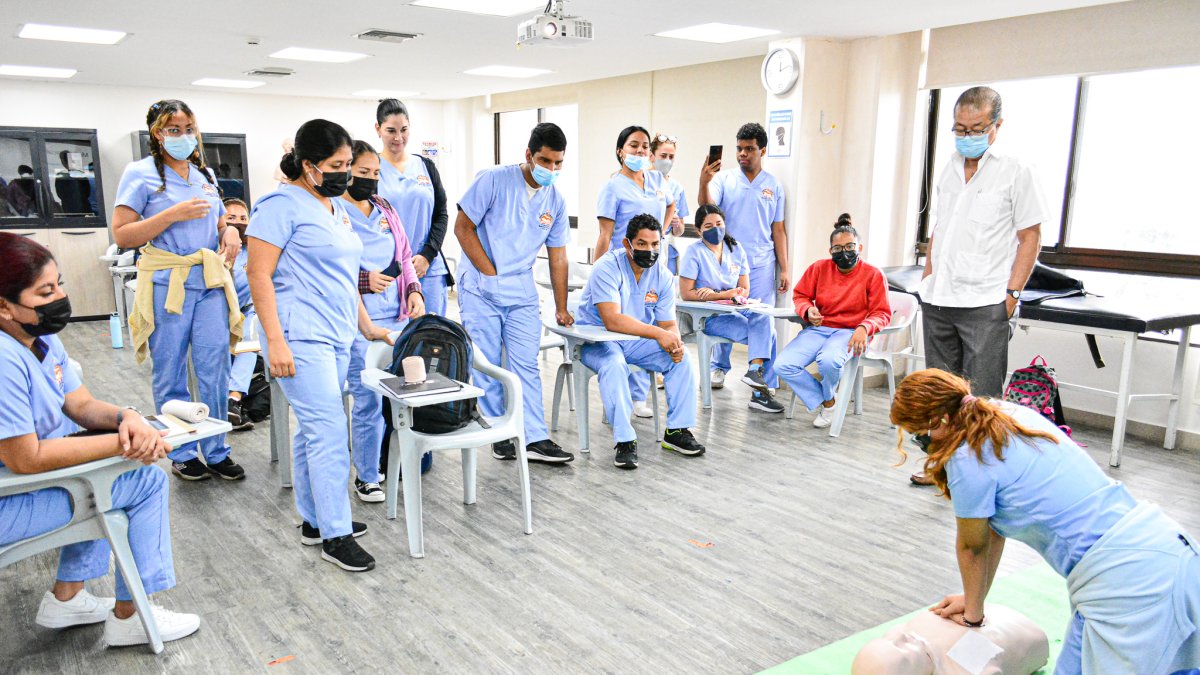 Capacitación. El curso de enfermería es uno de los más demandados en el Centro de Promoción Social y Desarrollo Integral.