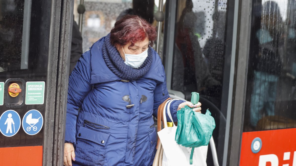 En los trasnportes ya no se obliga a usar el tapaboca