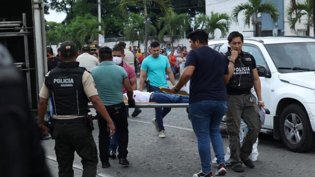 El ataque con fusil ocurrió la tarde martes 7 de febrero. Las cuatro personas fallecidas viajaban en un vehículo.