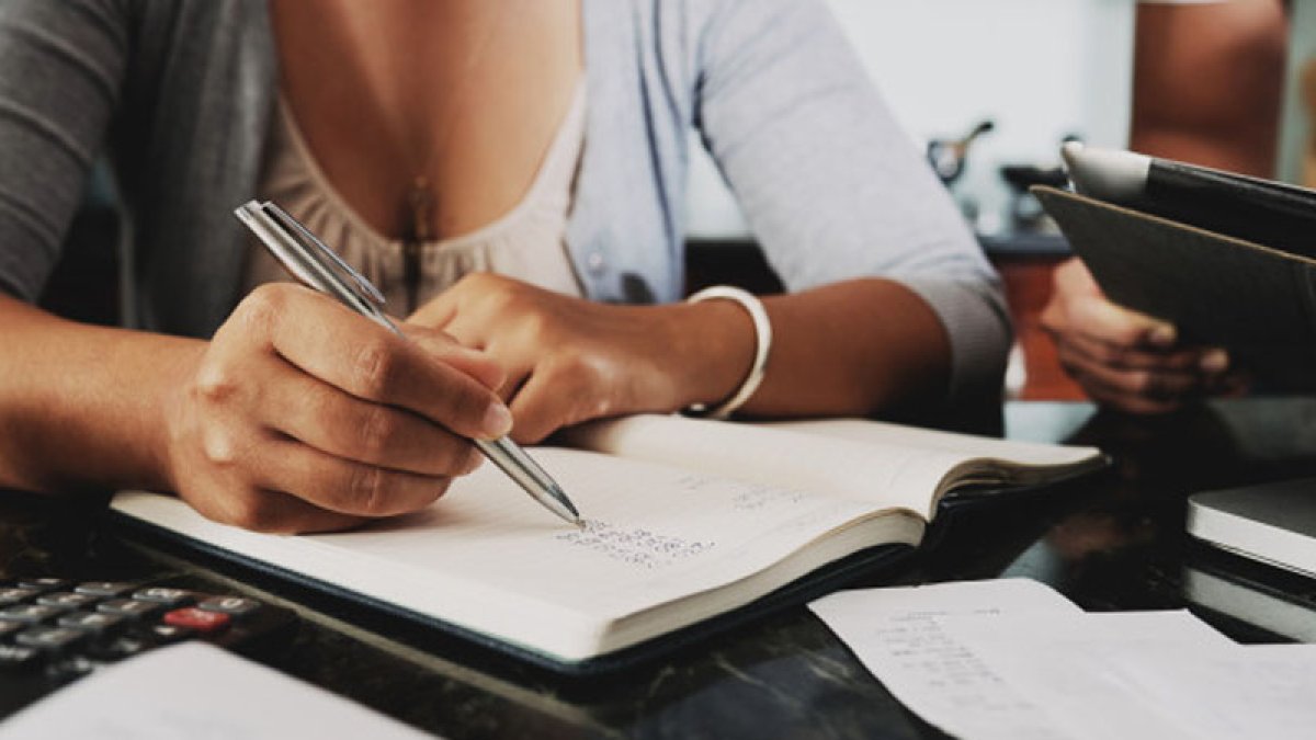 Según el último dígito de la cédula se deberá presentar el anexo de gastos personales.