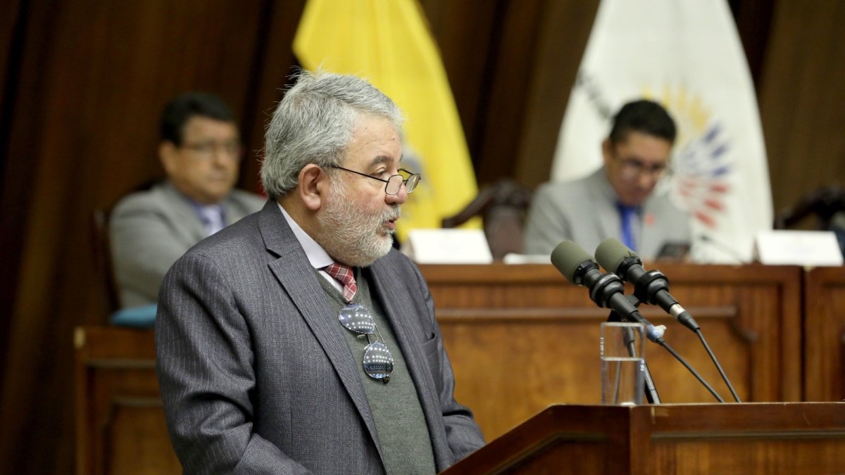 Comparecencia. El exsecretario Anticorrupción fue recibido esta semana por la comisión que investiga la corrupción en las empresas públicas.