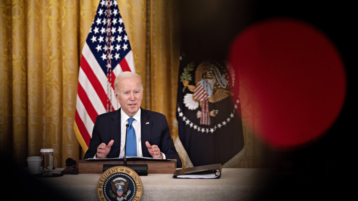 El presidente de Estados Unidos, Joe Biden, habla durante una reunión en la Casa Blanca, en Washington (EE.UU.), este 10 de febrero de 2023.