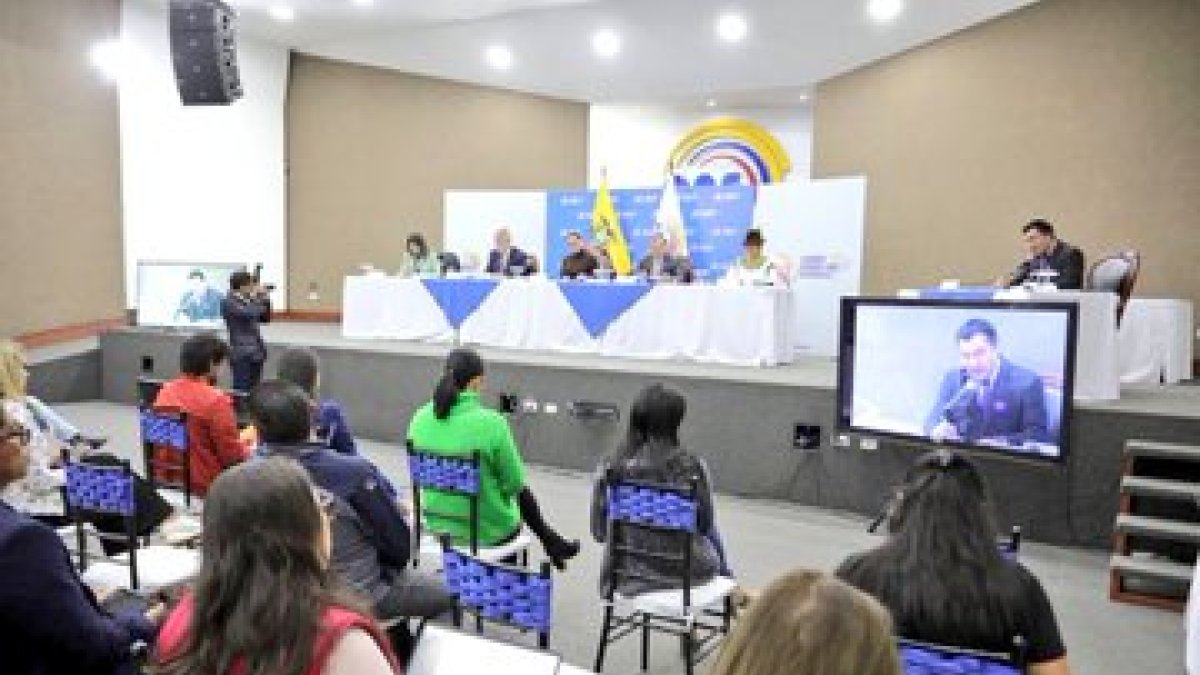 El organismo electoral continuará reuniéndose para conocer los resultados preliminares que arrojen las provincias.