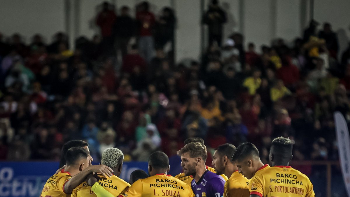 Barcelona cayó 2-0 ante el Cuenca por semis de la Copa de Campeones.