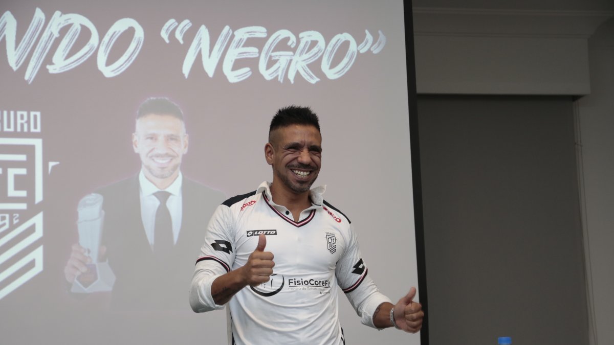 Víctor Figueroa se puso la misión de conseguir el ascenso a la Serie A con Cuniburo.