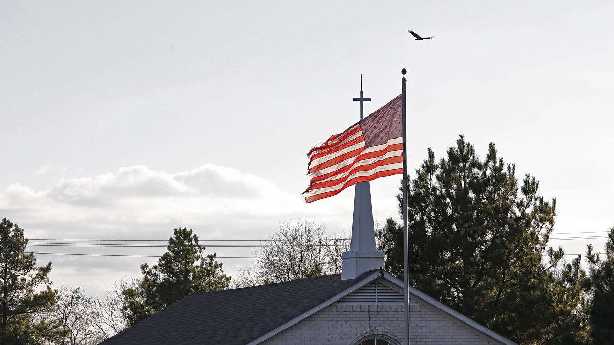 Vista de una iglesia en Sulphur Springs, Texas, en una fotografía de archivo.  