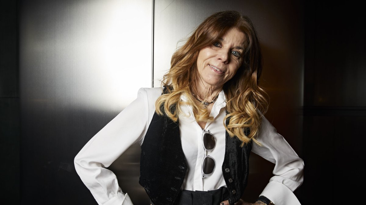 La cantante de 71 años es la intérprete original de la canción Por qué te vas. Tema compuesto por José Luis Perales.