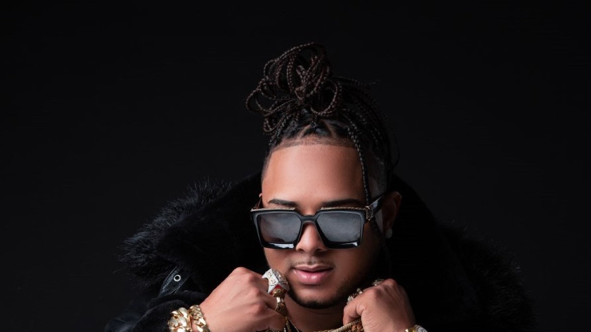 El artista dominicano es la versión latina de David Guetta.