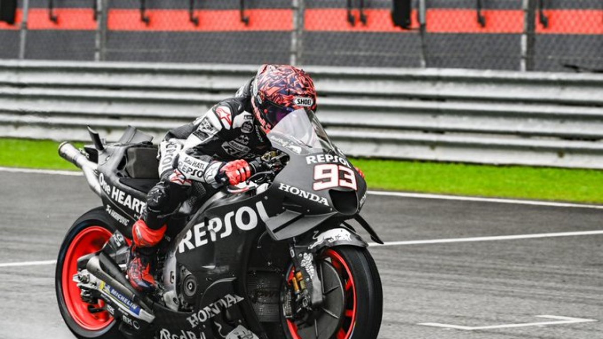 Marc Marquez durante los test de Sepang 2023.