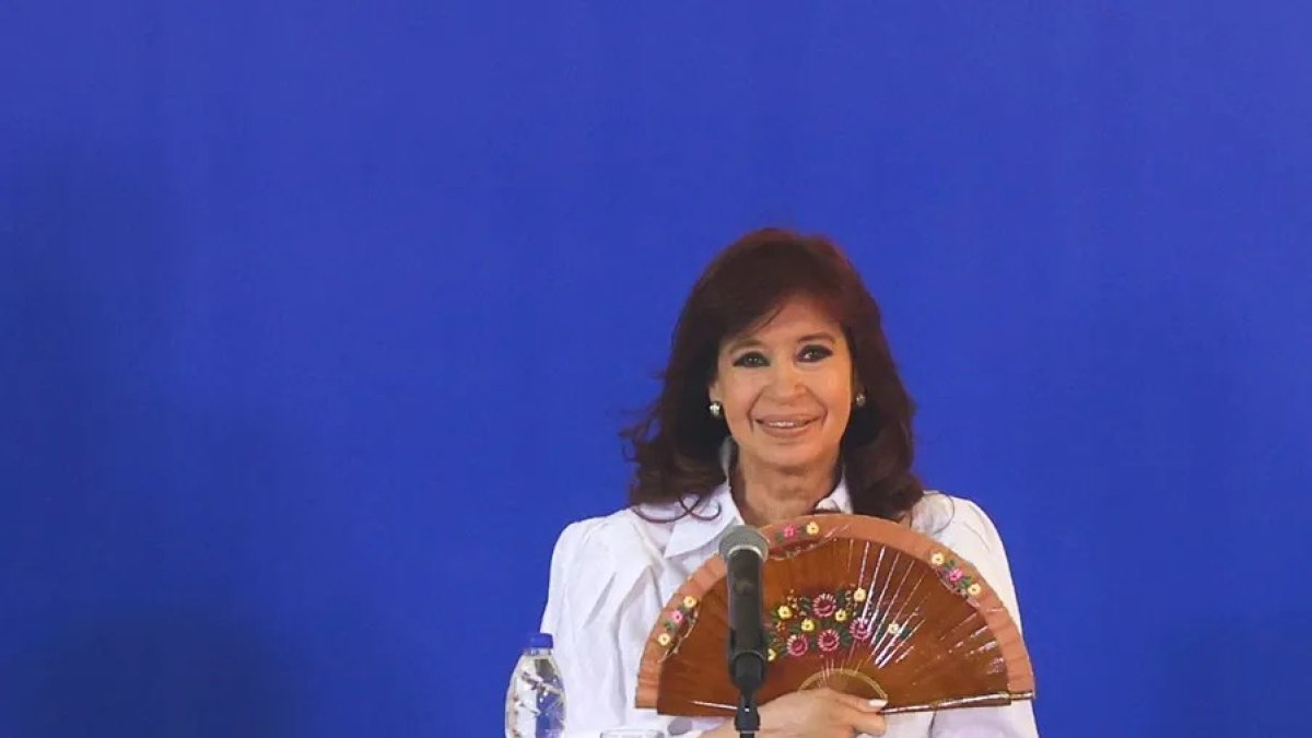 La expresidenta y actual vicepresidenta de Argentina, Cristina Fernández, durante un acto público, en Buenos Aires (Argentina).