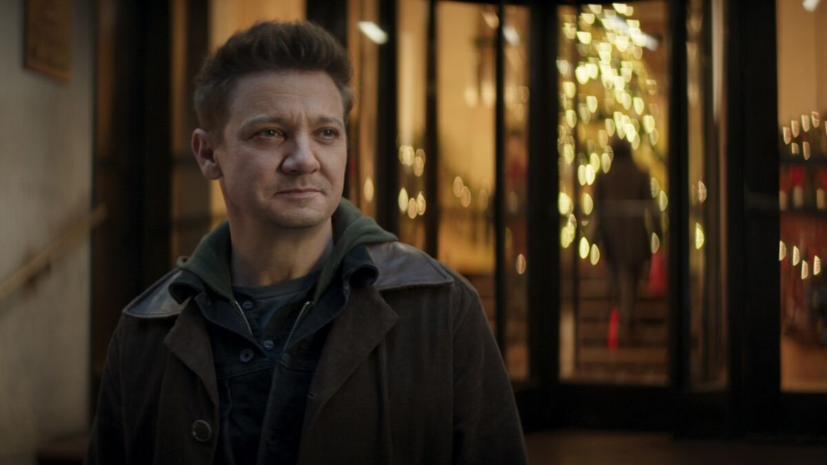 Jeremy Renner.