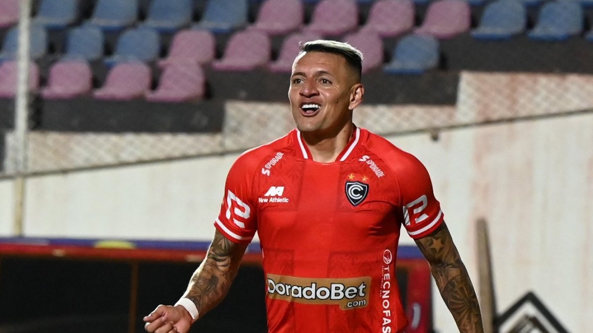 Carlos Garcés ha marcado tres goles, en tres partidos, con el Cienciano de Perú.