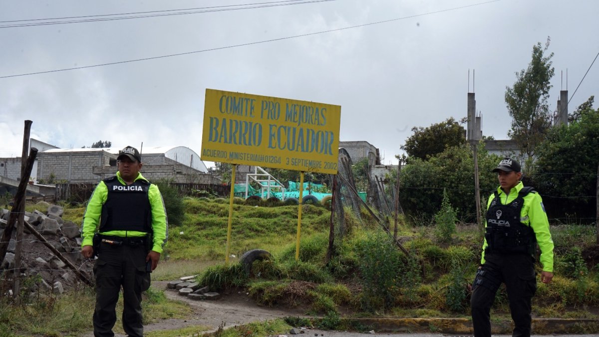 Hecho. La Policía Nacional realiza operativos para sacar a los invasores, pero estos tiempo después vuelven.