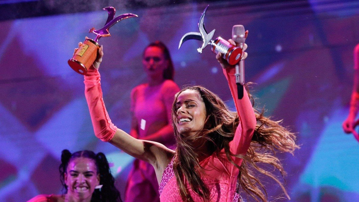 Tini Stoessel hipnotizó con su carisma y talento al exigente público del legendario festival musical chileno.