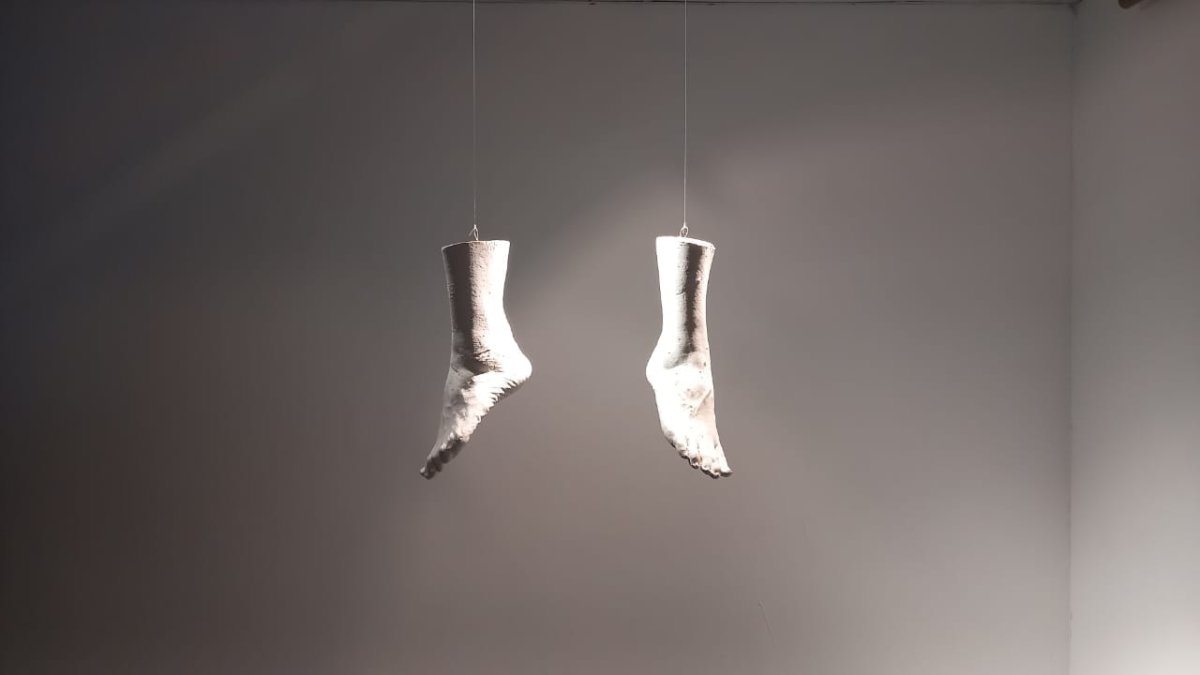 Una de las obras que expone Camille Gamarra en el Museo Nahim Isaías (Pichincha y Clemente Ballén).