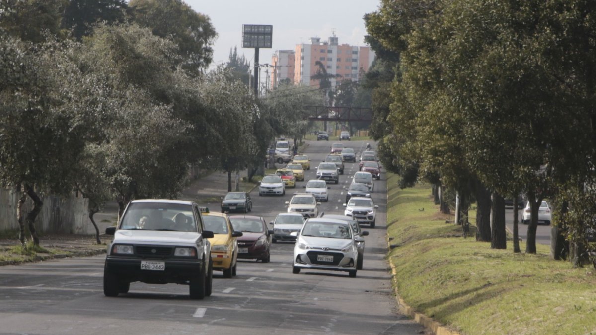 Los autores.  Inrix es una empresa privada con sede en Kirkland, Washington, EE.UU. Realiza análisis de datos, como tráfico.