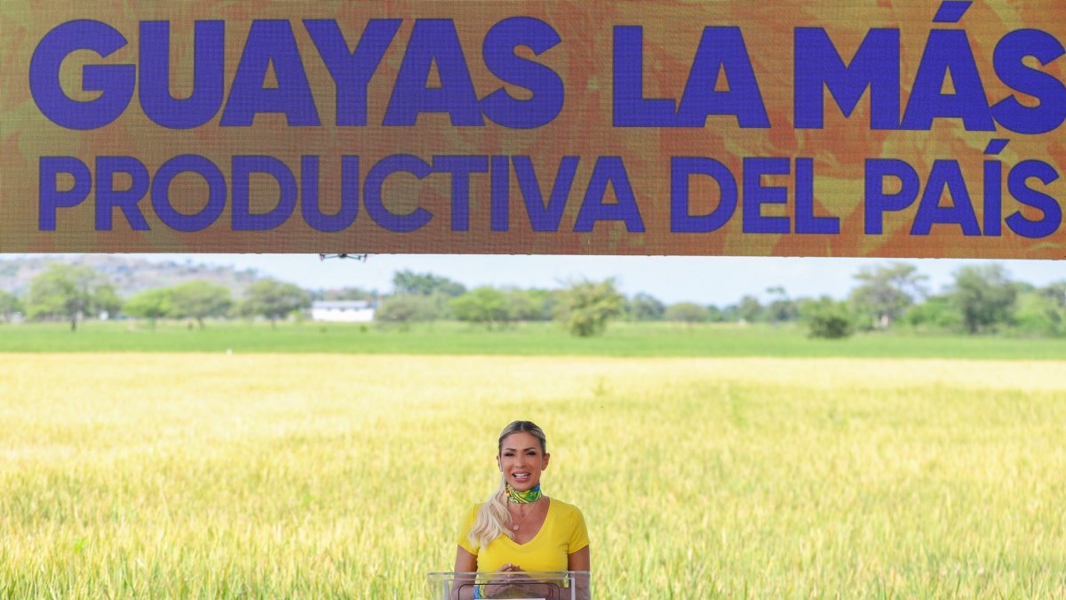 Recorrido. González será prefecta del Guayas hasta mayo próximo. Su sucesora es Marcela Aguiñaga y fue elegida en las urnas.