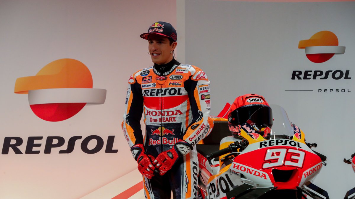 El motociclista español llega al torneo 2023 recuperado de una lesión que lo afectó por más de 2 años.