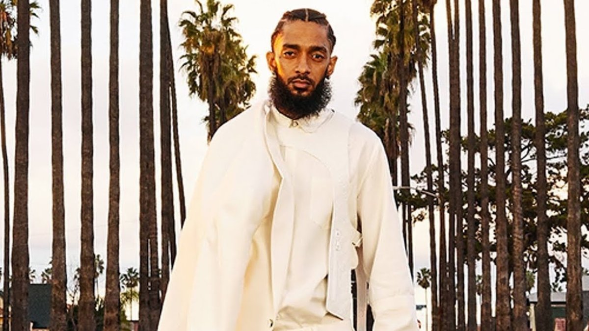 Nipsey Hussle pudo salir de las pandillas y redireccionar su vida a través de la música.