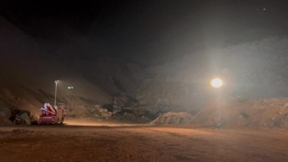 El movimiento de tierras, de grandes dimensiones, tuvo lugar a última hora del jueves 23 de febrero