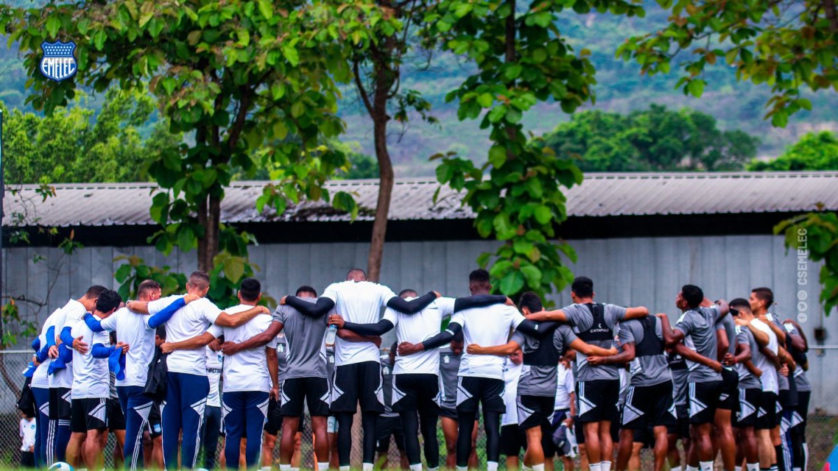 La plantilla de Emelec 2023 se encuentra concentrada para el debut liguero ante Libertad de Loja.