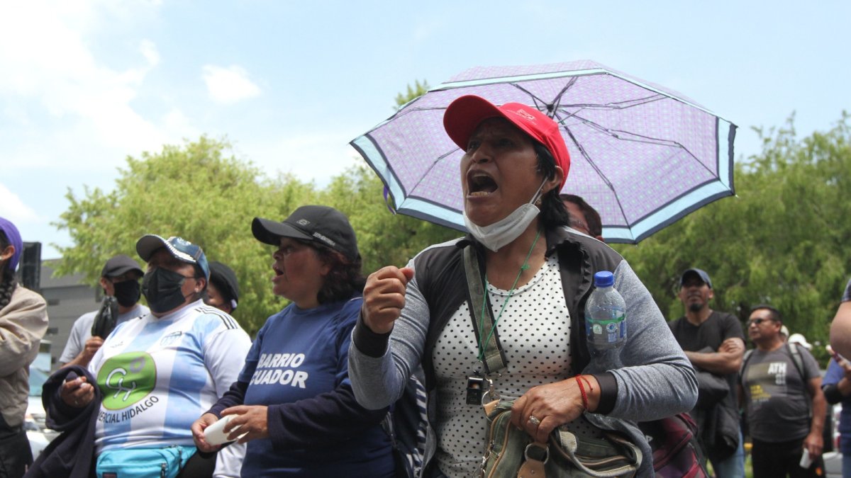 Quito. Los vecinos del barrio Ecuador hicieron un plantón afuera de la Corte Provincial de Justicia de Pichincha.