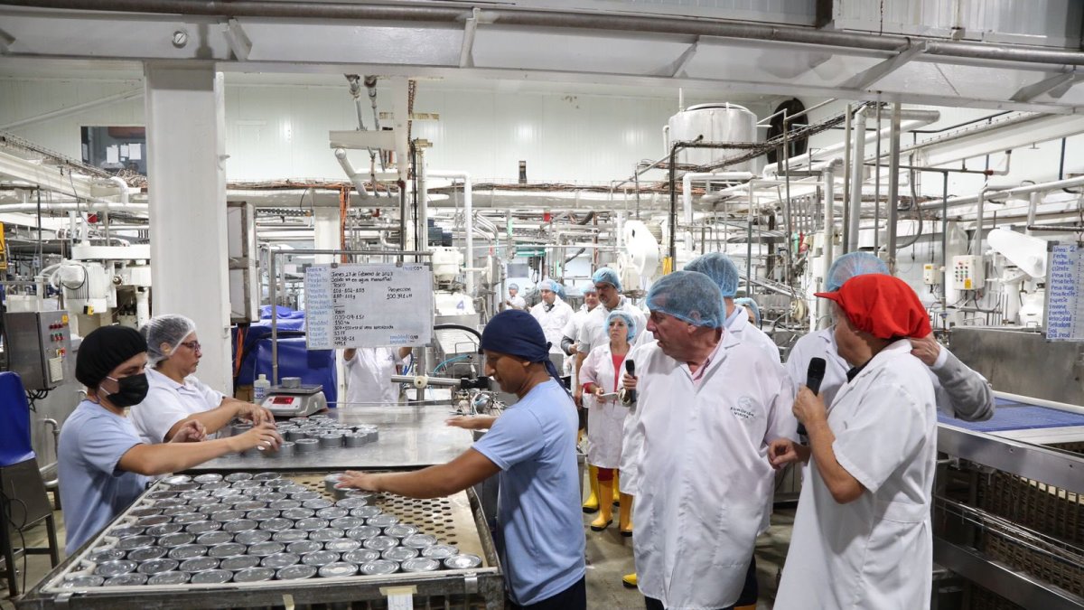 La comisión visitó puertos e industrias locales, para corroborar los controles en la trazabilidad.