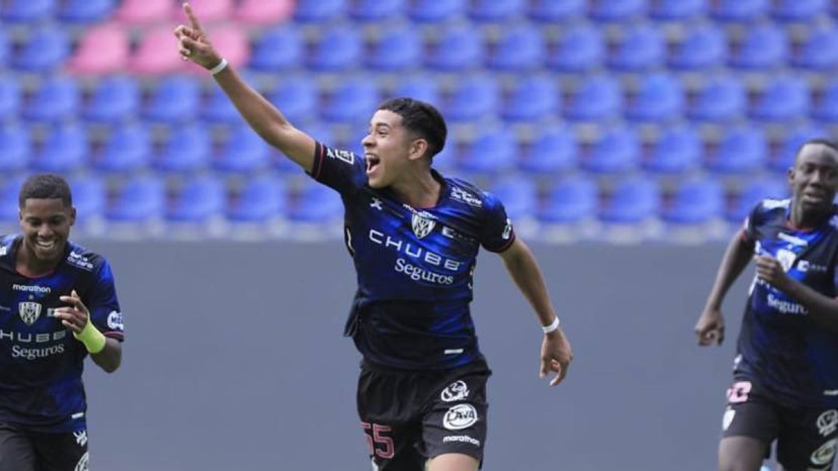 Kendry Paéz, de 15 años, fue la figura del Independiente del Valle y el autor del tercer gol sobre Mushuc Runa
