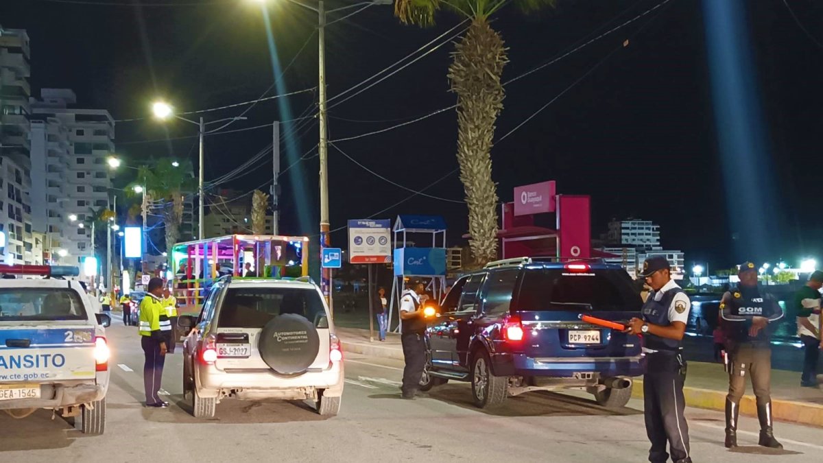 Algunos usuarios se molestaron, pero accedieron por la seguridad.